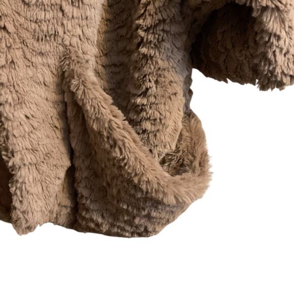 JOLT Faux Fur Coat Sz M Brown Wide Sleeve Pocket Roll Collar Butter Soft - Picture 6 of 10